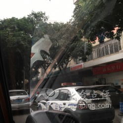 石灣街道行政服務(wù)中心停車場 共享自行車服務(wù)的便捷實(shí)踐